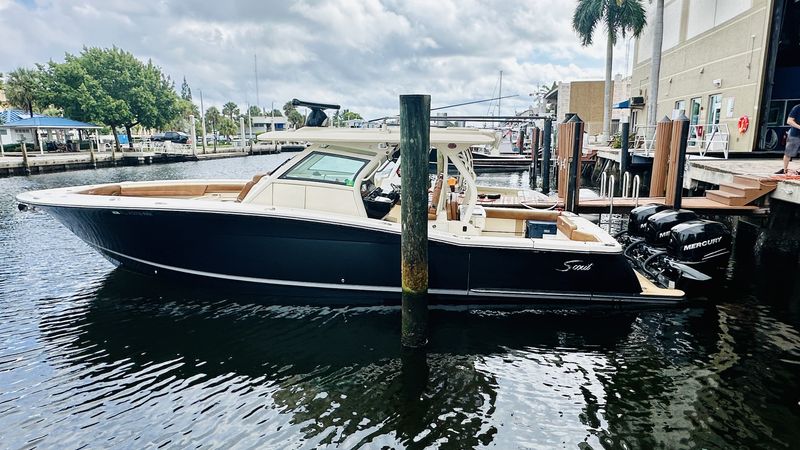 38' 2018 Scout 380 LXF