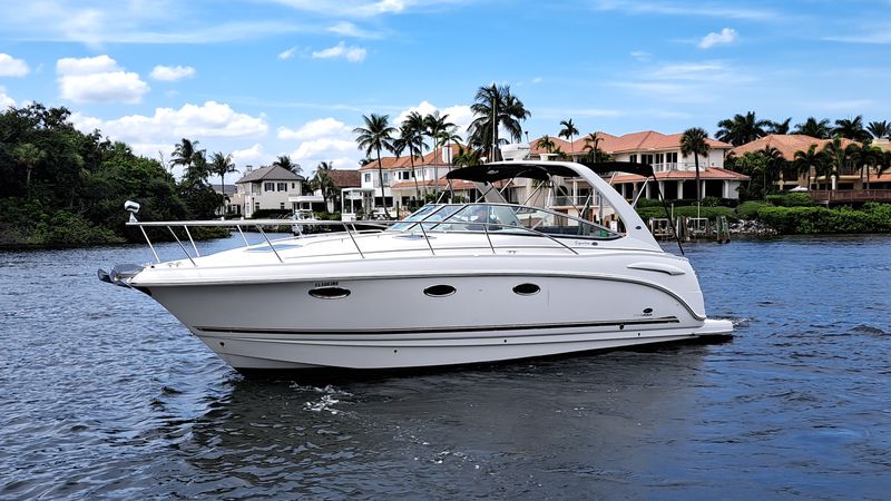 33' 2005 Chaparral 330 Signature