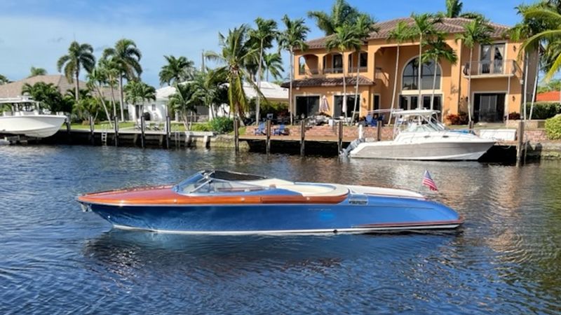 33' 2012 Riva Aquariva Super