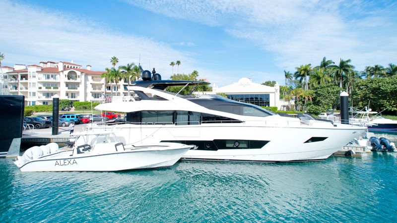86' 2018 Sunseeker Yacht