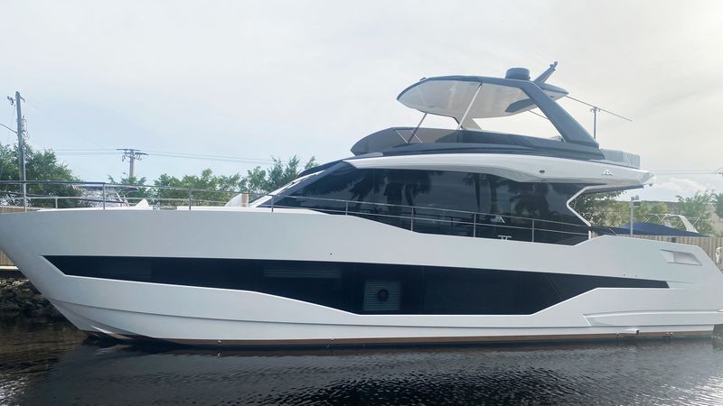 57' 2024 Astondoa AS5