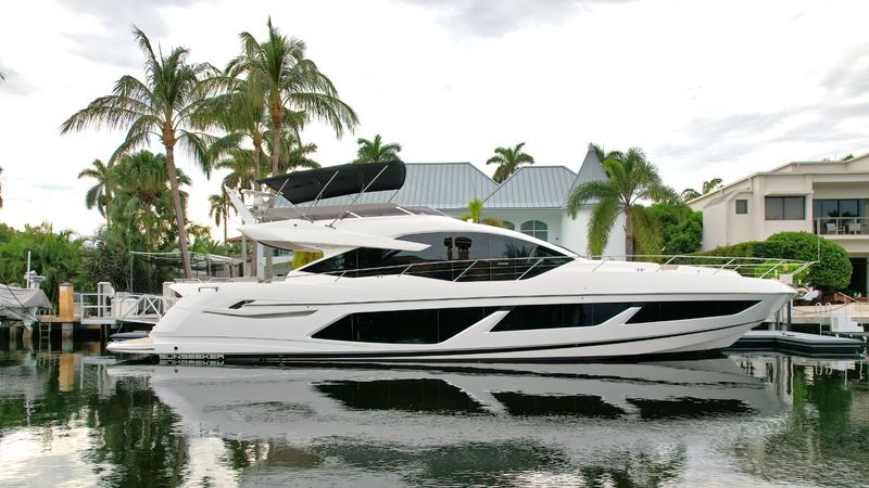 74' 2022 Sunseeker 74 Sport Yacht