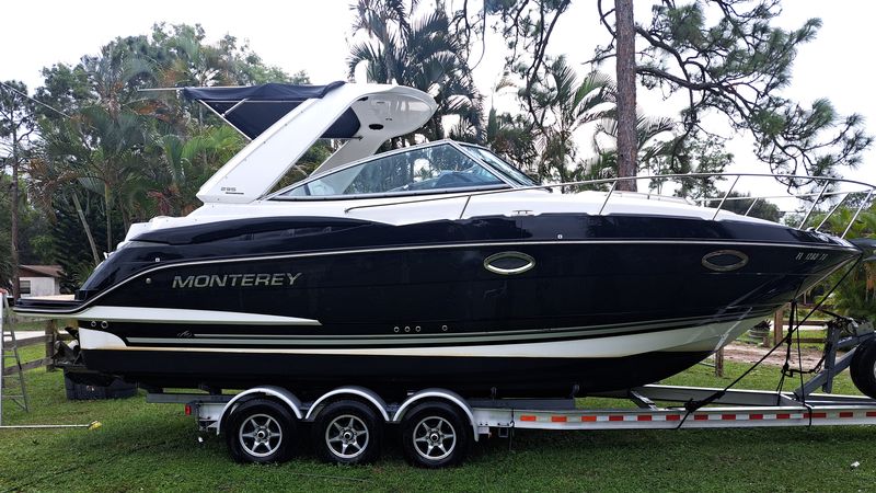 29' 2015 Monterey 295 Sport Yacht