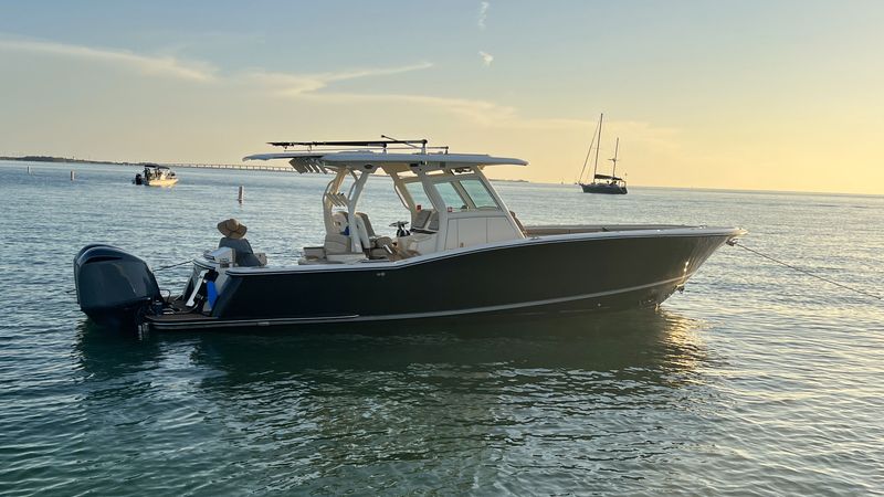 34' 2012 Scout 345 Sportfish