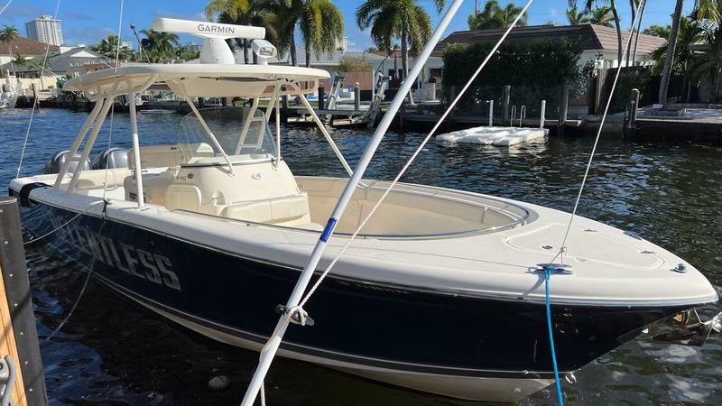 31' 2009 Pursuit S310