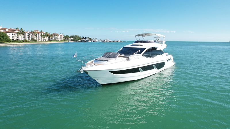 74' 2023 Sunseeker 74 Sport Yacht 
