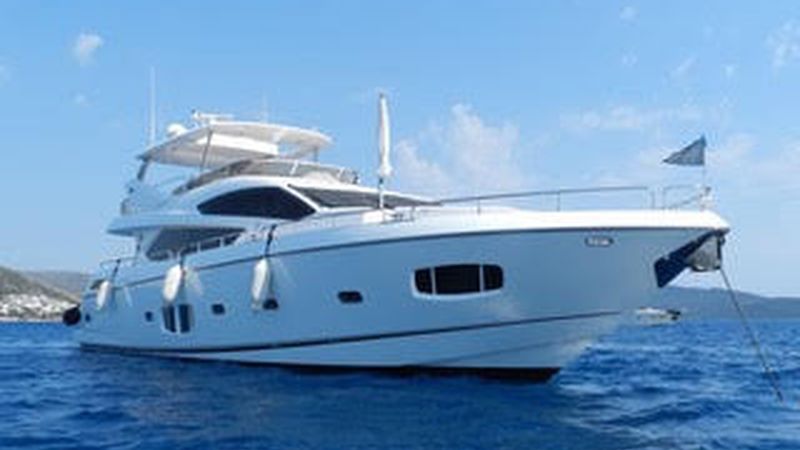 80' 2012 Sunseeker Yacht