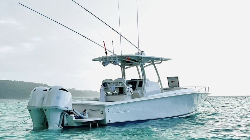 32' 2017 Jupiter 32 Cuddy Cabin