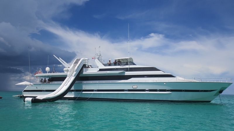 104' 1991 Versilcraft Super Challenger