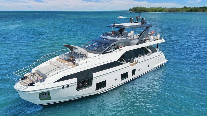 88' 2020 Azimut Grande 27 METRI