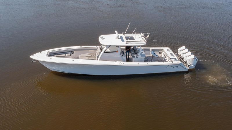43' 2020 Blackwater 43 Sportfish
