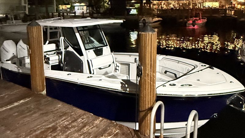 30' 2025 Blackfin 302 CC