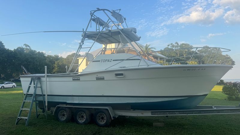 28' 1980 Topaz Express