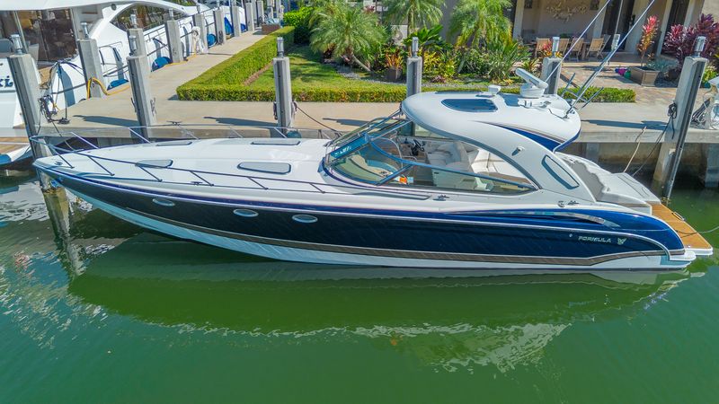 42' 2013 Formula 400 Super Sport