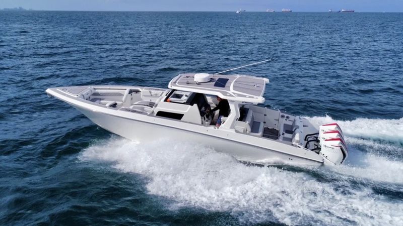 38' 2023 Fountain 38 SCX
