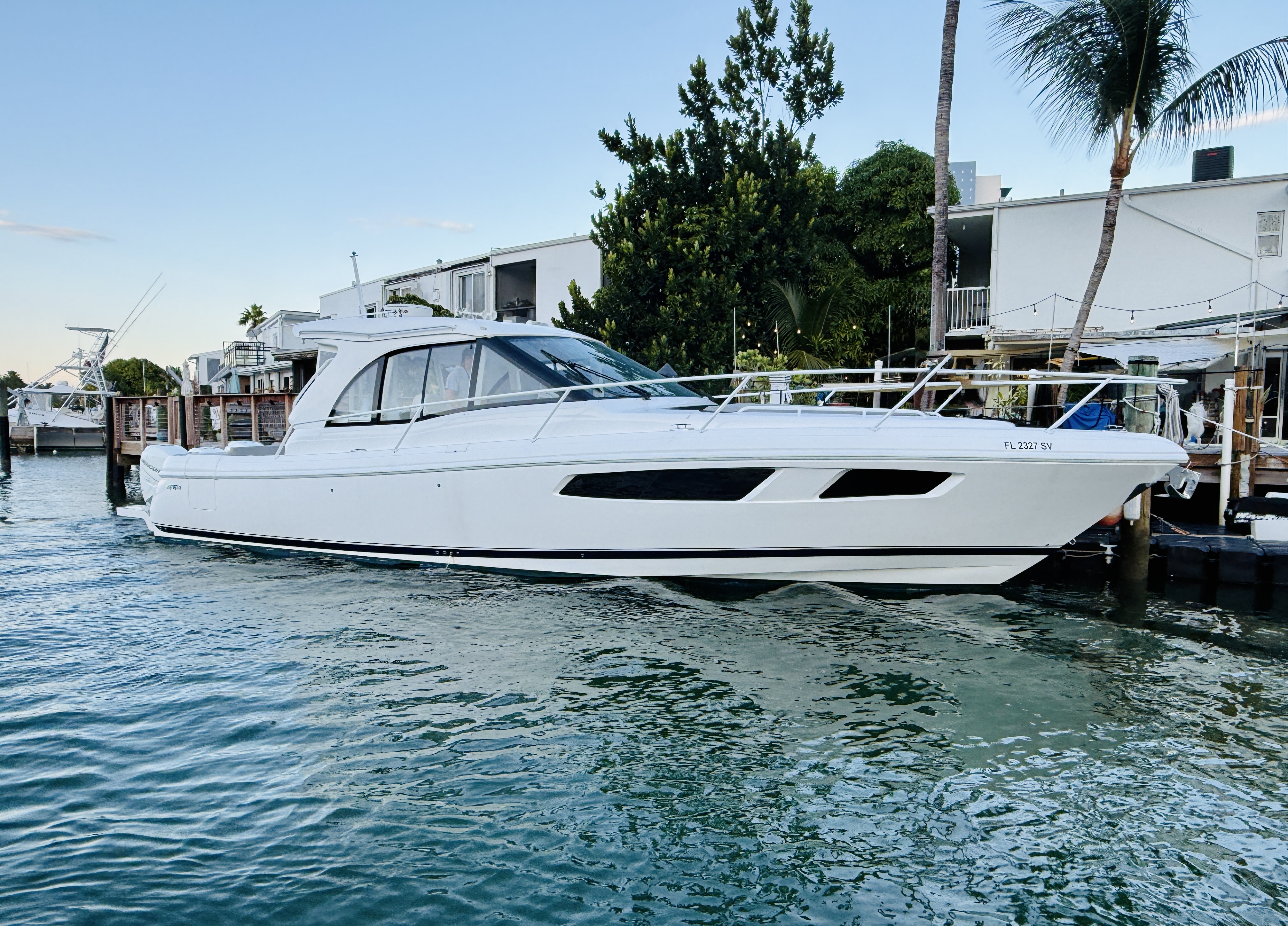 41' 2021 Intrepid 410 Evolution