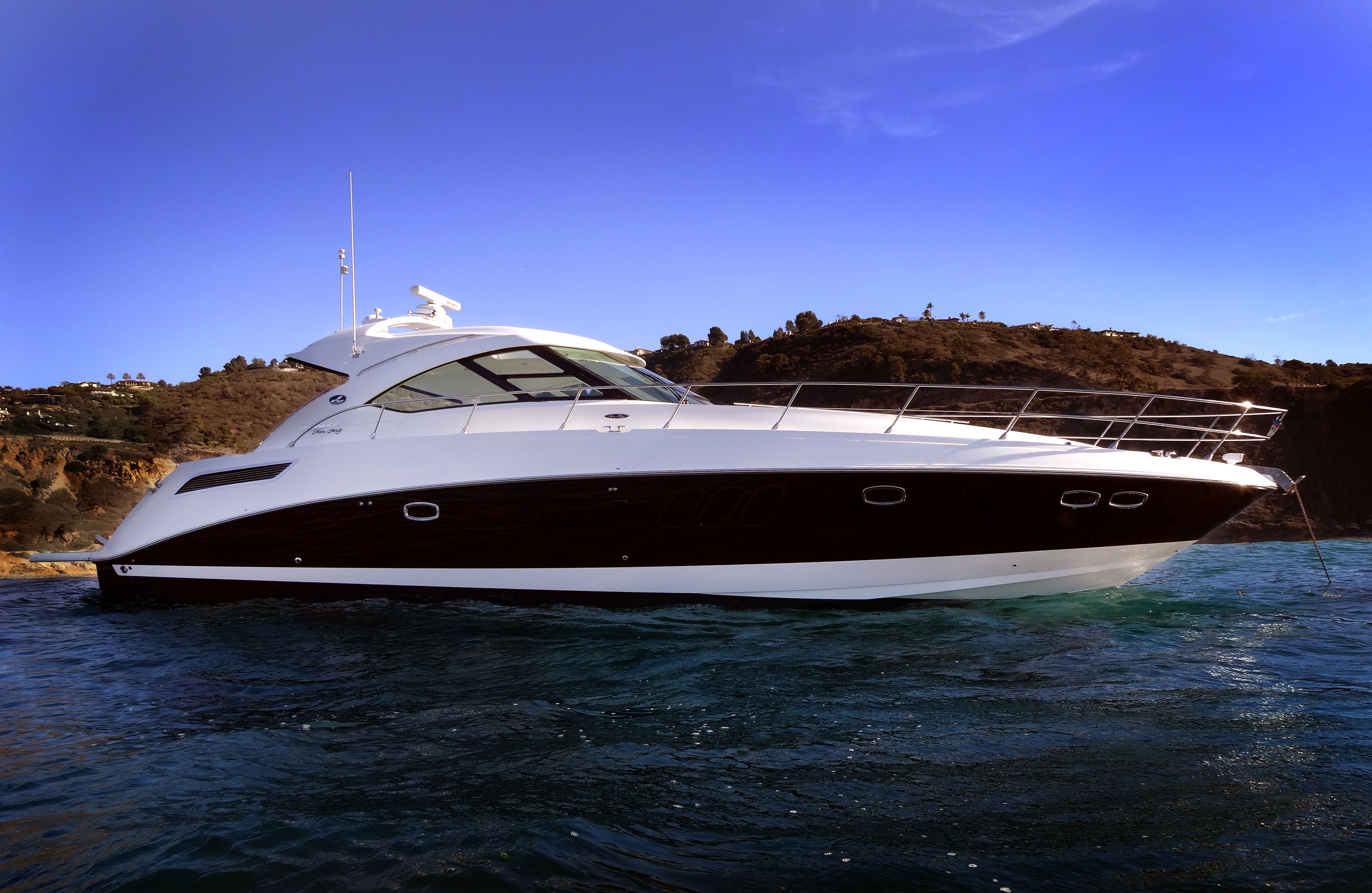 54' 2010 Sea Ray Sundancer 540