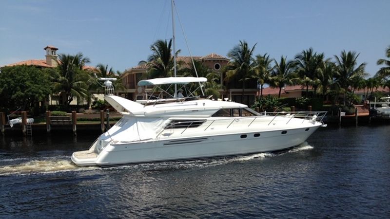 60' 2000 Viking Princess Sport