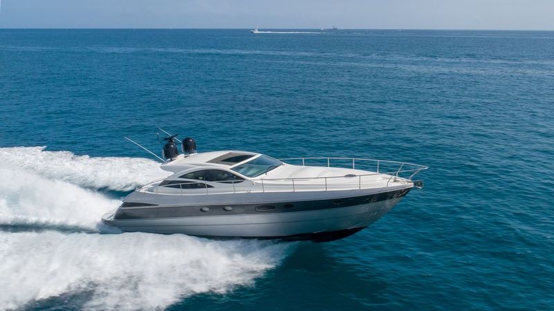 50' 2004 Pershing Express
