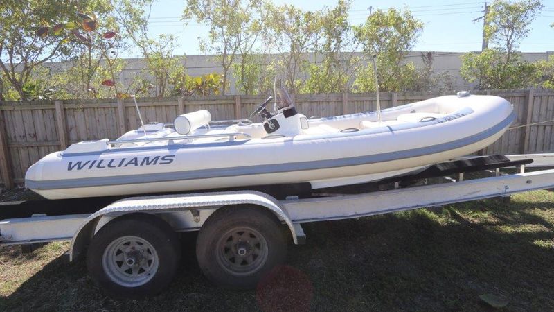 17' 2018 Williams Jet Tenders Sportjet 520