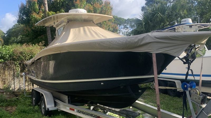 30' 2017 Scout 300 LXF