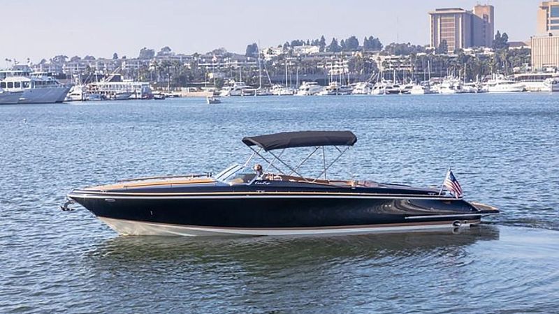 34' 2018 Chris-Craft Corsair
