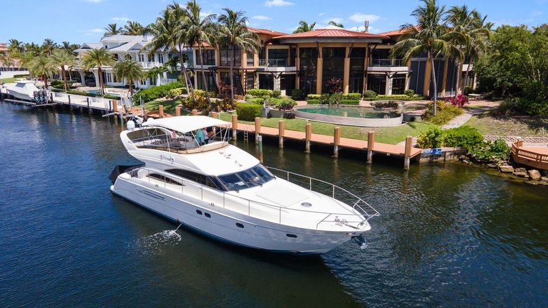 61' 2005 Viking Princess Flybridge
