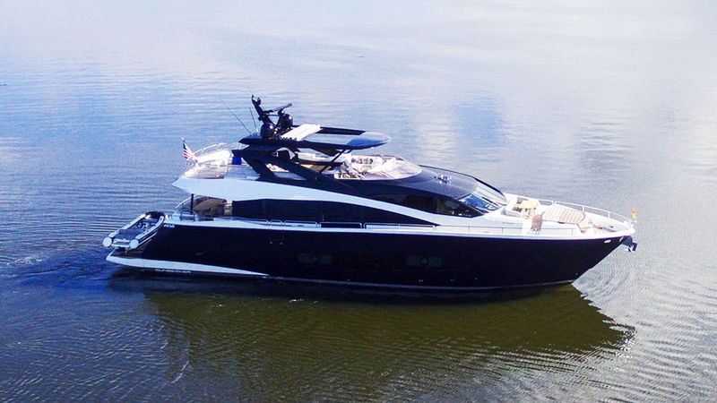 86' 2019 Sunseeker Yacht