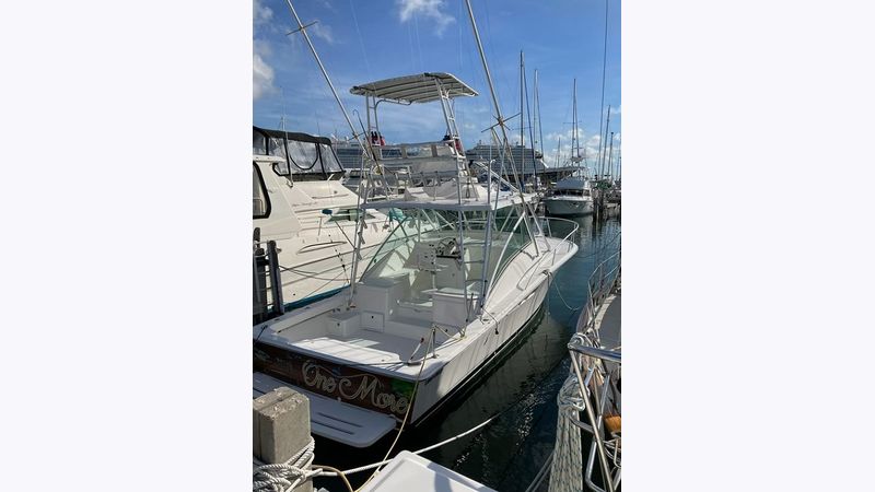 32' 2004 Luhrs 32 Open