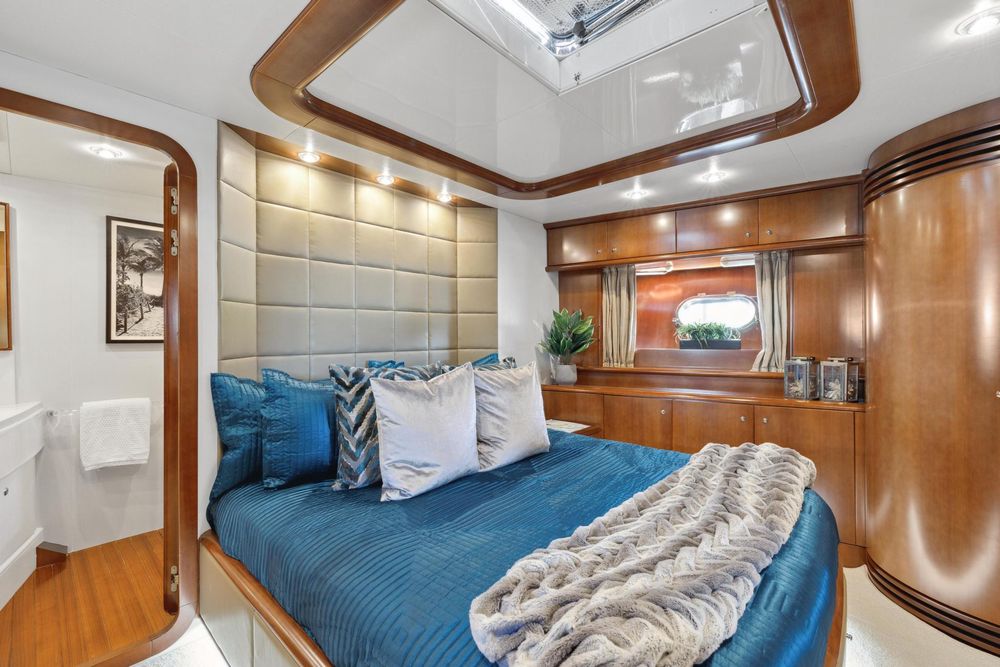 Discover Fierceness on the Water: Alchemy An 80’ 2003 Baia Panther Yacht