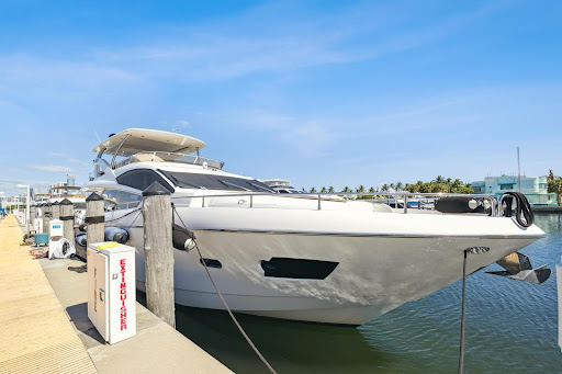 Introducing Hillrose 28:  A Luxurious 73' 2014 Sunseeker Manhattan Yacht