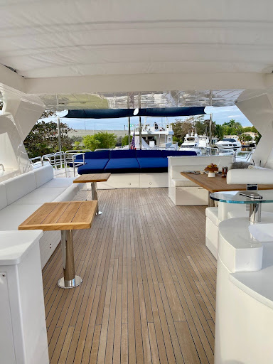 Introducing Seahorse: A Gorgeous 112’ 2011 Sunseeker Yacht