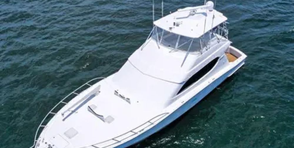 The 68’ 2007 Hatteras – A Legacy of Comfort 