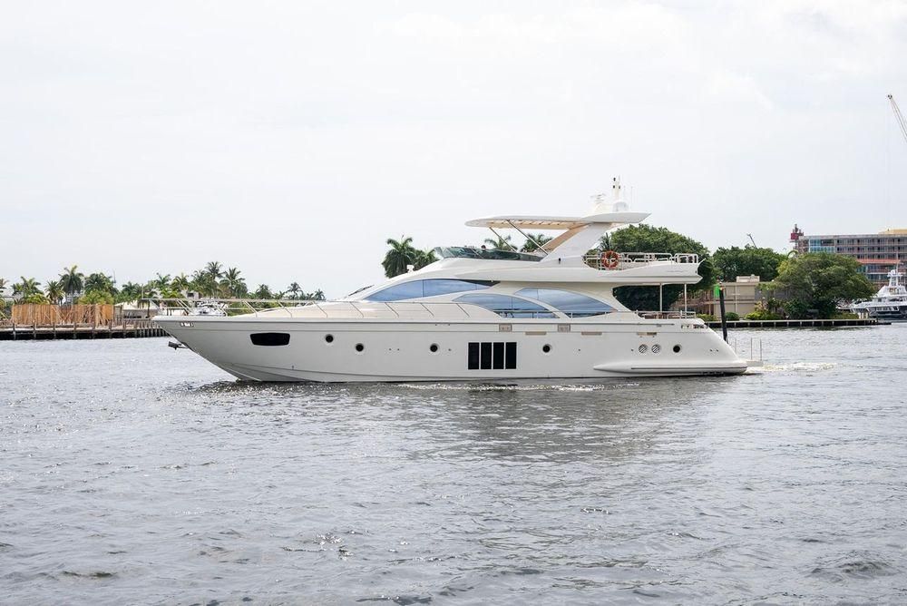 Azimut 78'- Crafted for the Elite