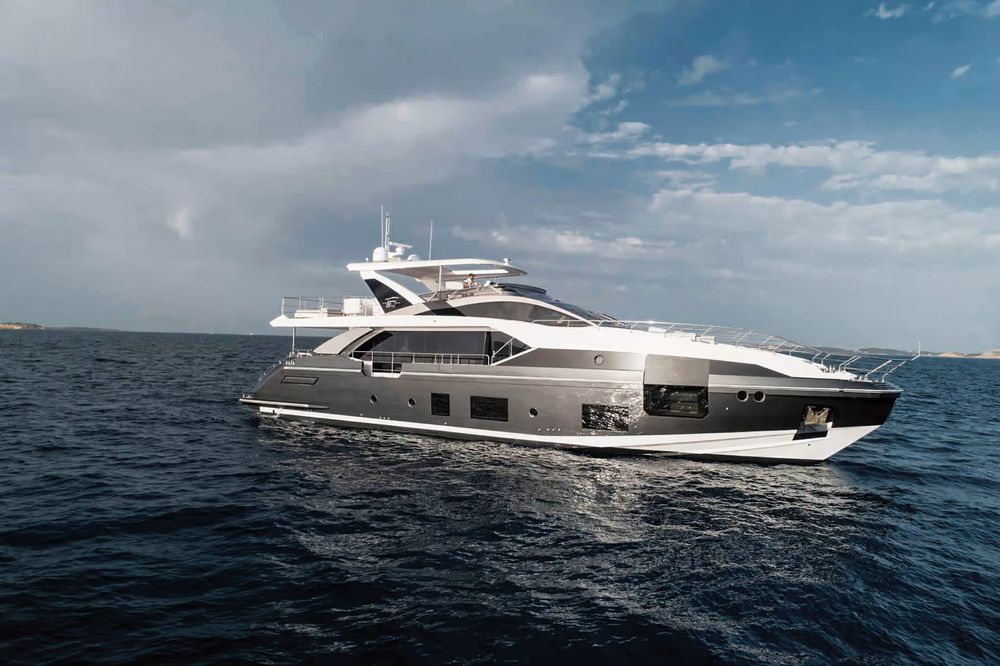 Azimut 85' – Where Design Reigns
