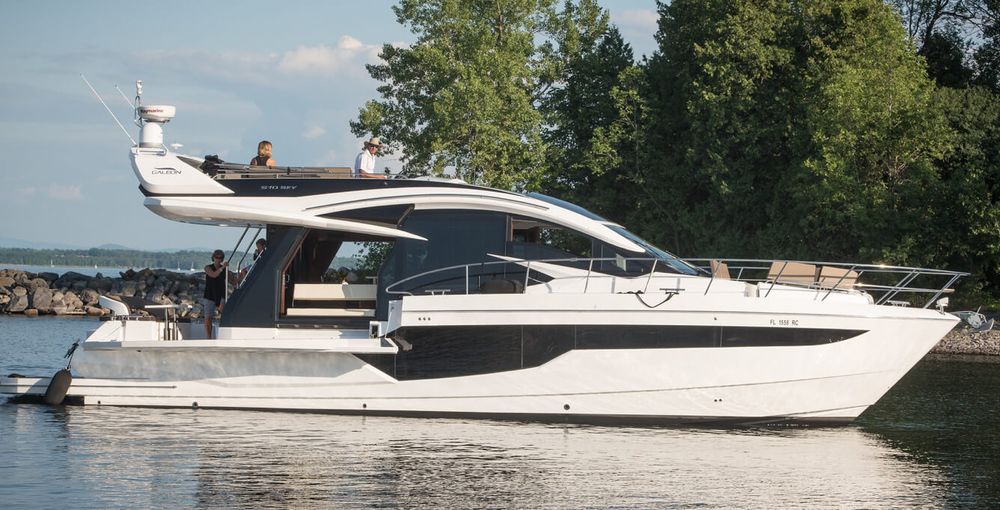 Galeon 51' – Distinctly Galeon