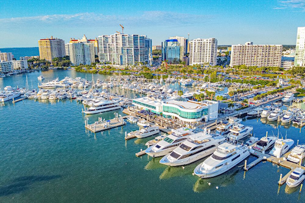 Dock & Dine: Marina Jack Sarasota, FL