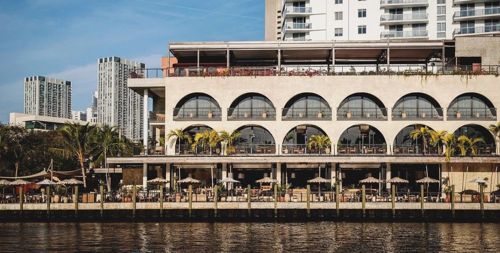 Dock & Dine: Casa NEOS Miami, FL