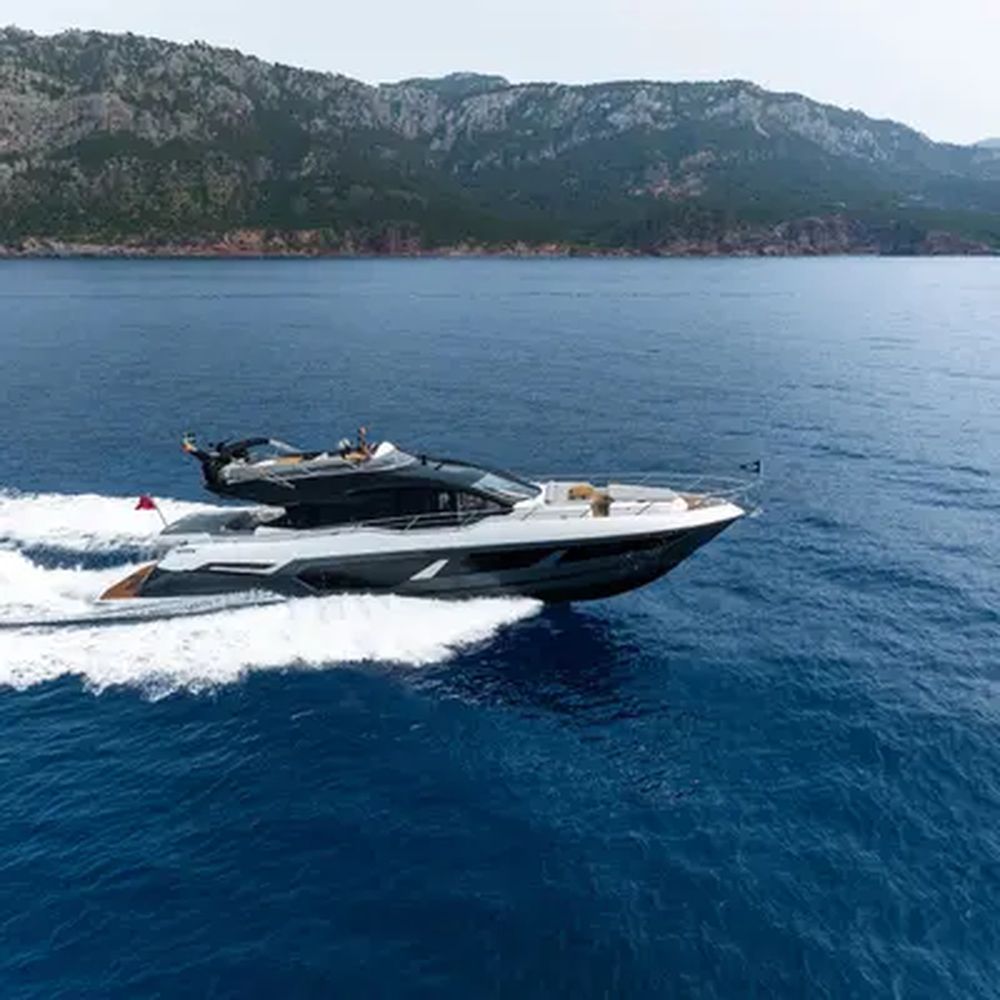 Sunseeker 75' – Sculpted by Speed