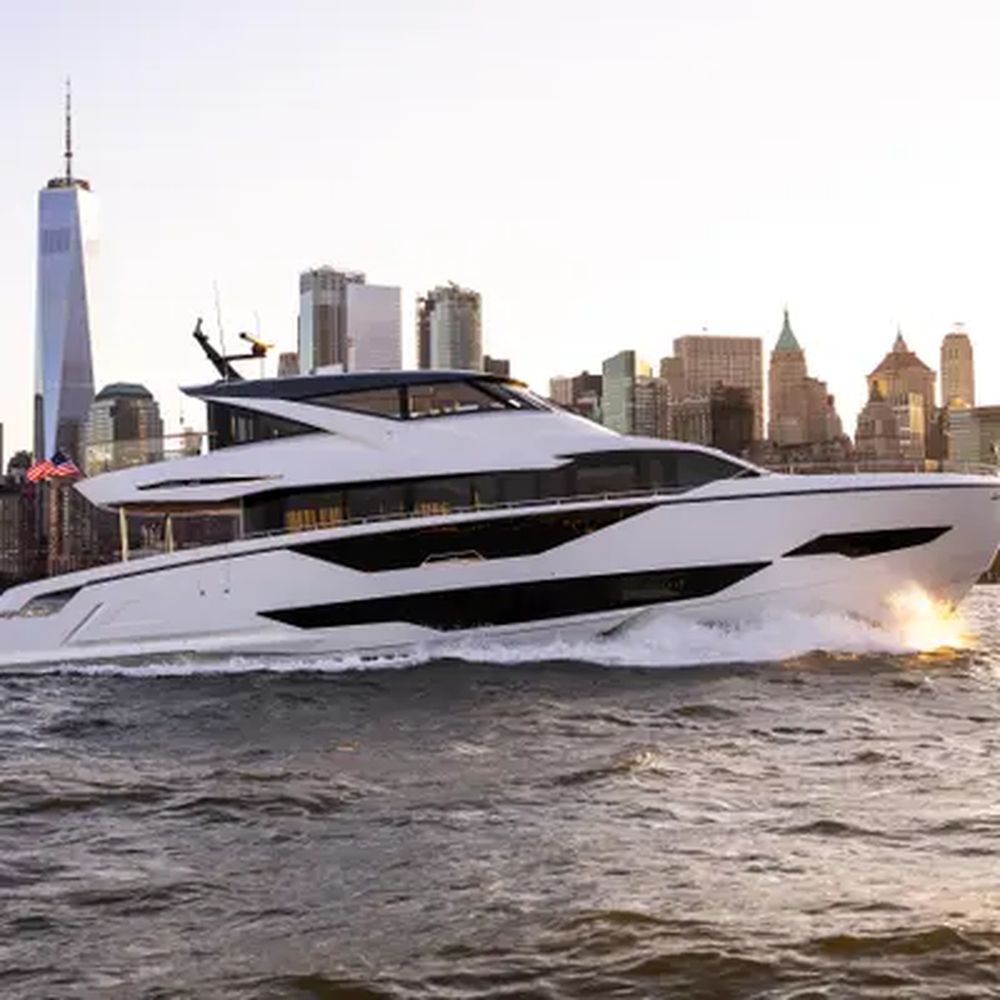 Sunseeker 90' – Crafted for Captains