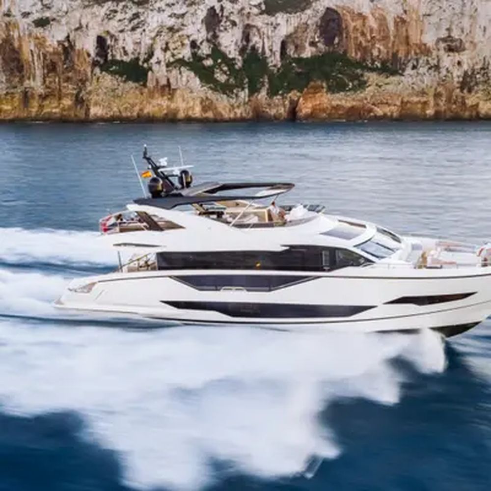 Sunseeker 90' – Experience Adventure Aboard A Sunseeker