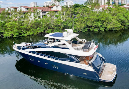 Luxury on the Waves: Explore the 86’ 2009 Sunseeker Yacht “The Cabana”