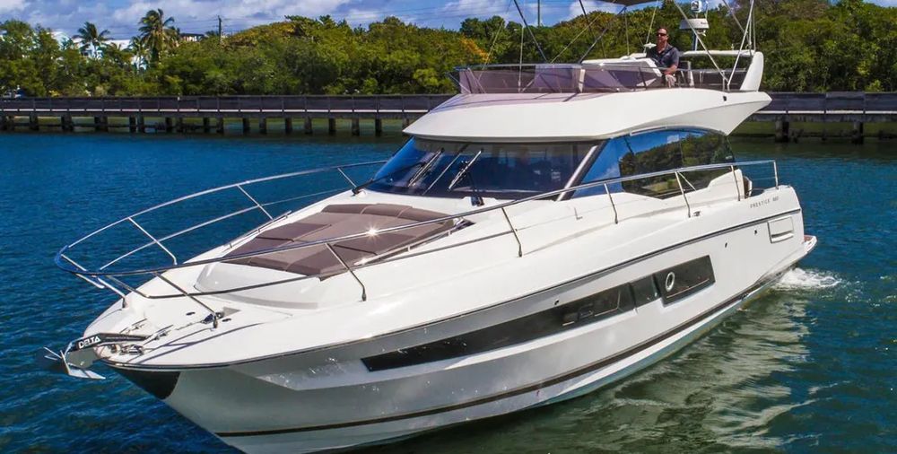 JUST REDUCED - EASY TO SEE!! - 46' 2020 PRESTIGE 460