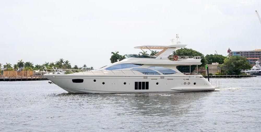 Azimut 78'- Crafted for the Elite