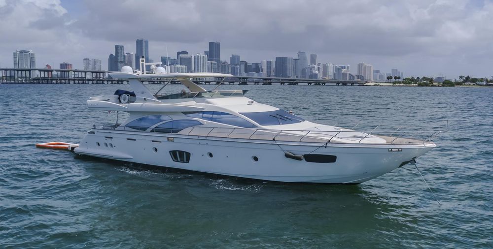 READY TO CRUISE - TOUR TODAY!! - 2008 75' AZIMUT FLYBRIDGE