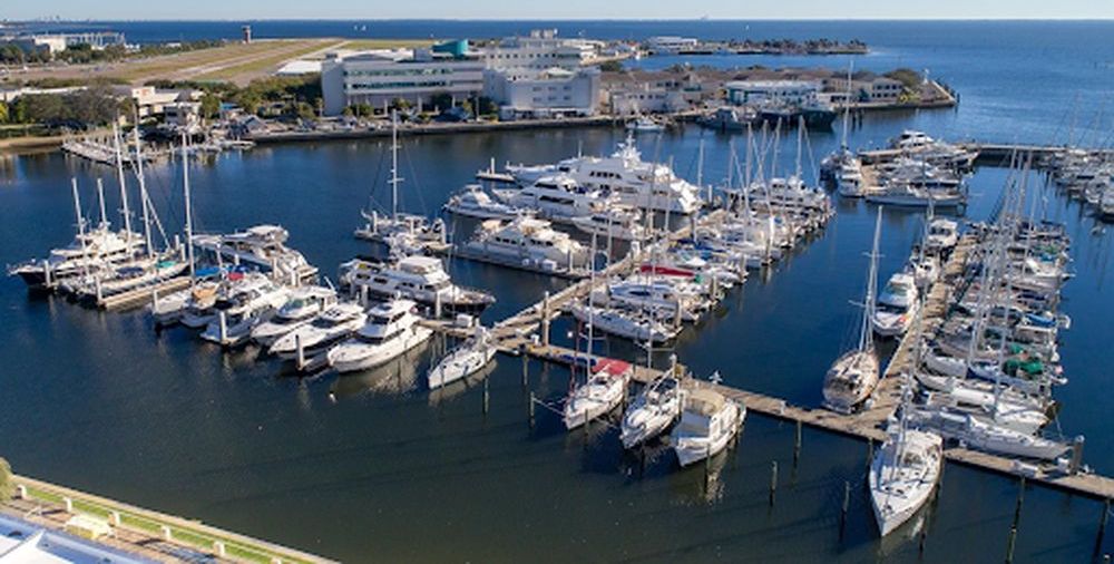 Dock & Dine: Harborage Marina St. Petersburg, FL