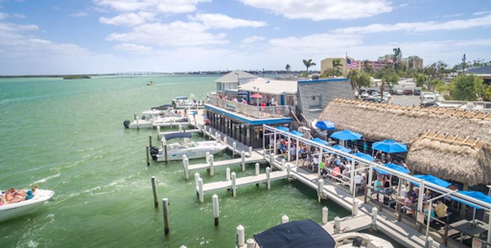 Dock & Dine: Snook Inn, Marco Island, FL
