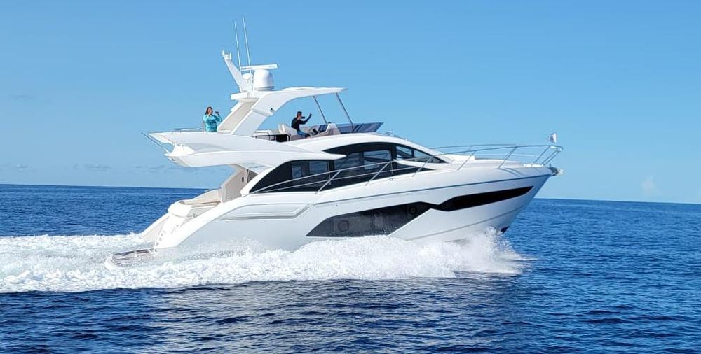 Sunseeker 52'- Your Next Statement on the Water