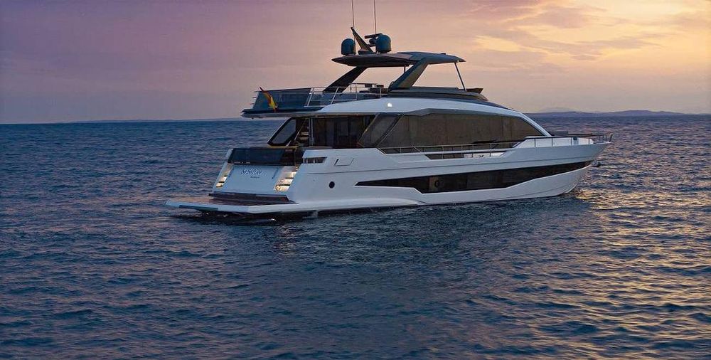 Astondoa 82'- Precision in Motion