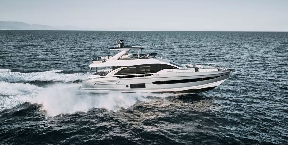 Azimut 78'- Experience the Evolution of Luxury